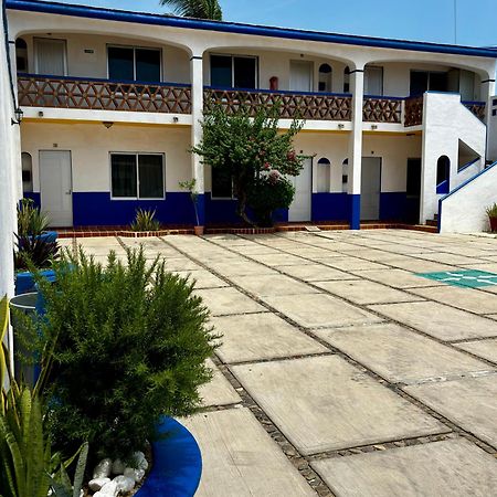 Отель Costa Dorada Барра-де-Навидад Экстерьер фото